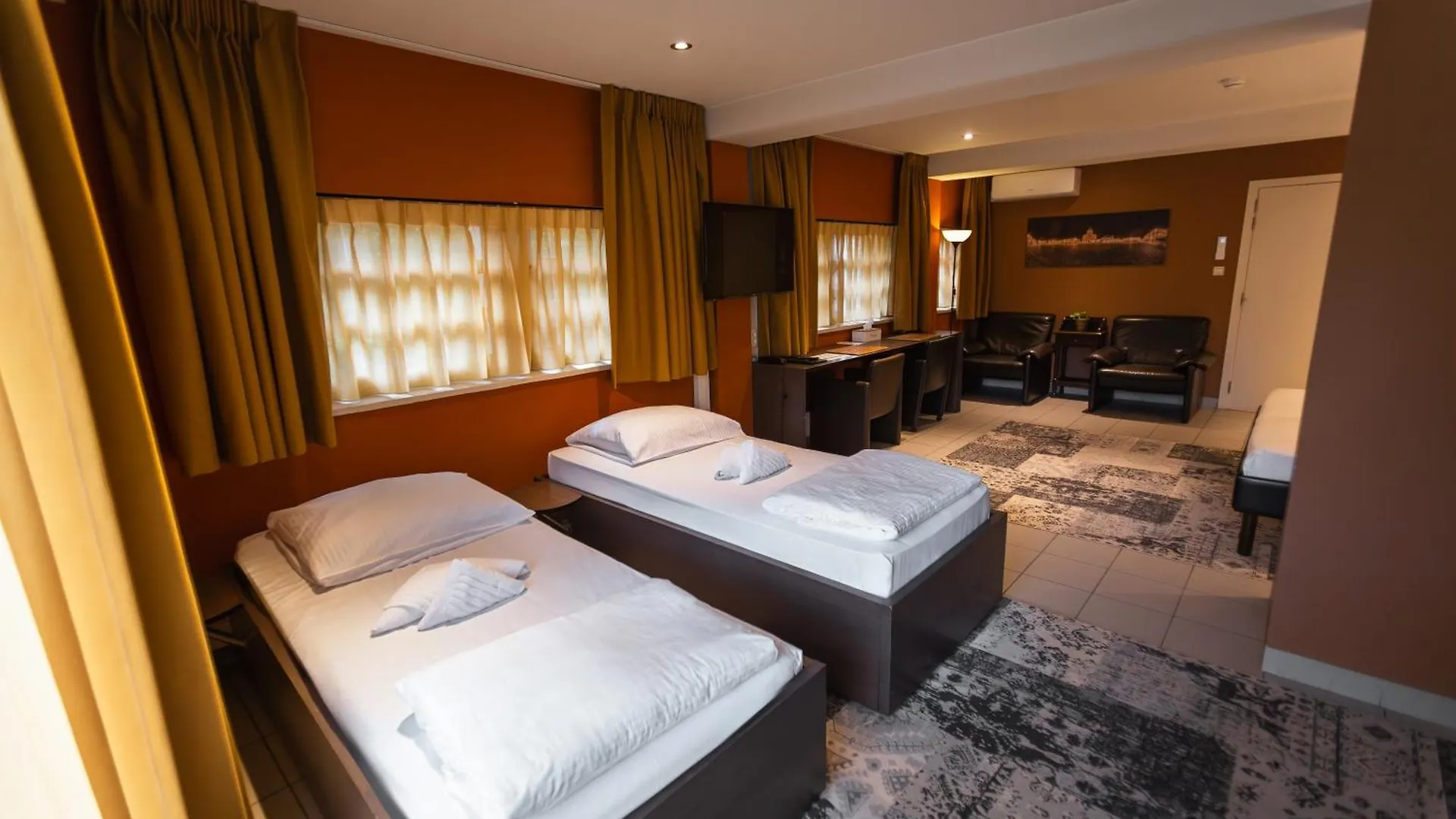 Hotel Orion خنت